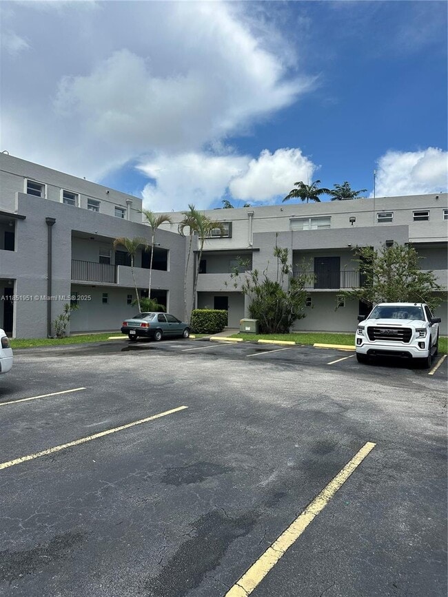 Building Photo - 230 NW 87th Ave