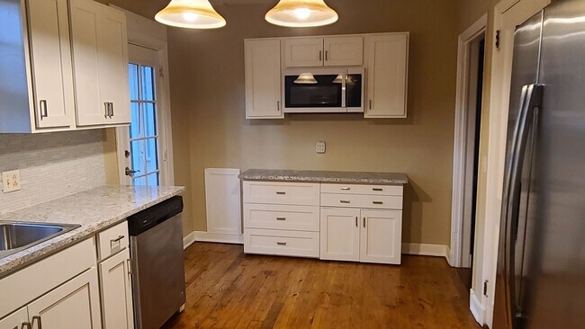 Foto del edificio - Charming home in the Opelika Historic Dist...