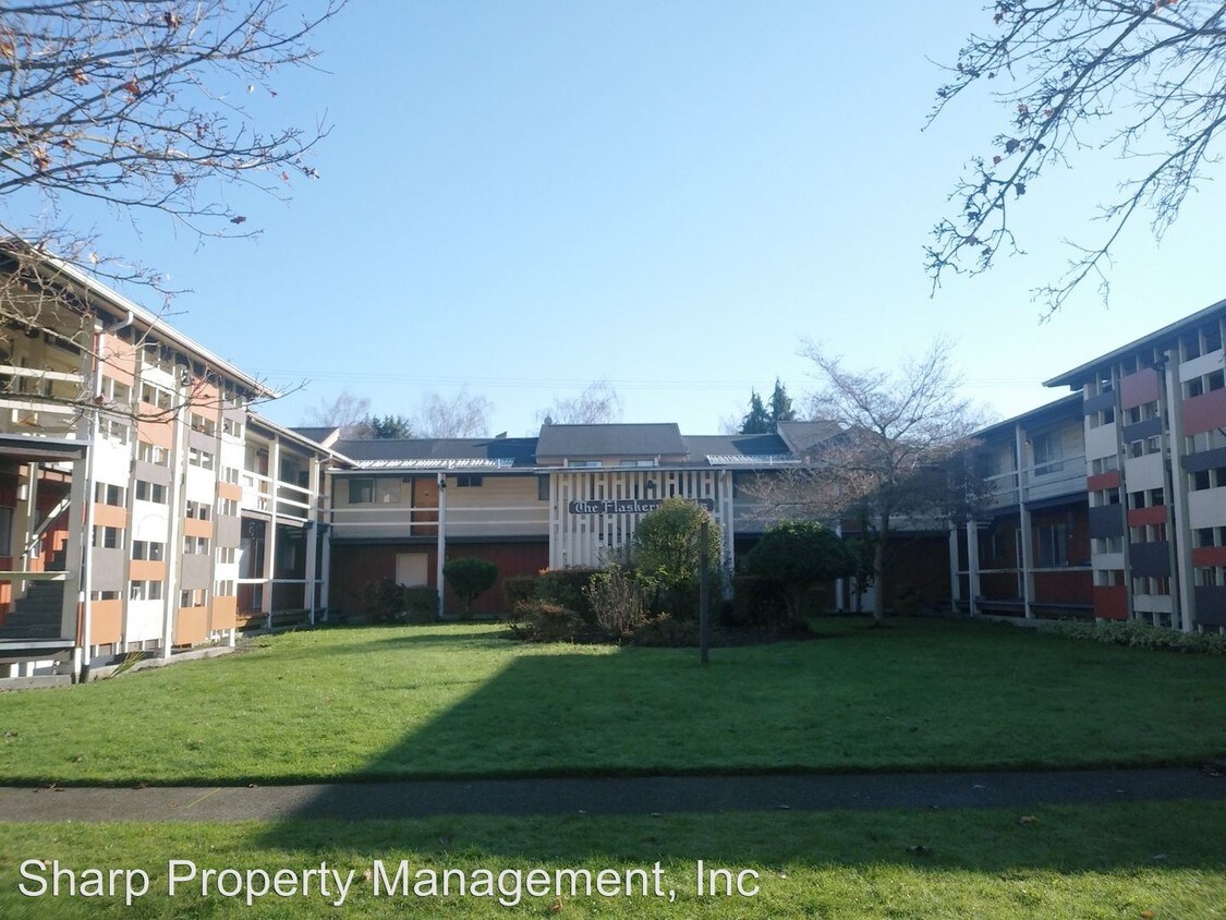 Primary Photo - 1152 17th Ave