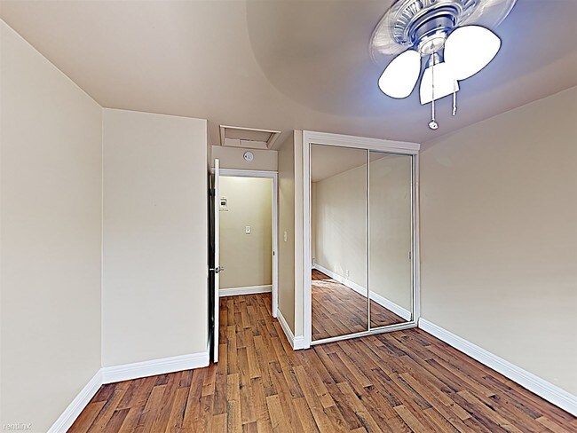 Building Photo - 1 br, 1 bath Apartment - 752 S Escondido Blvd