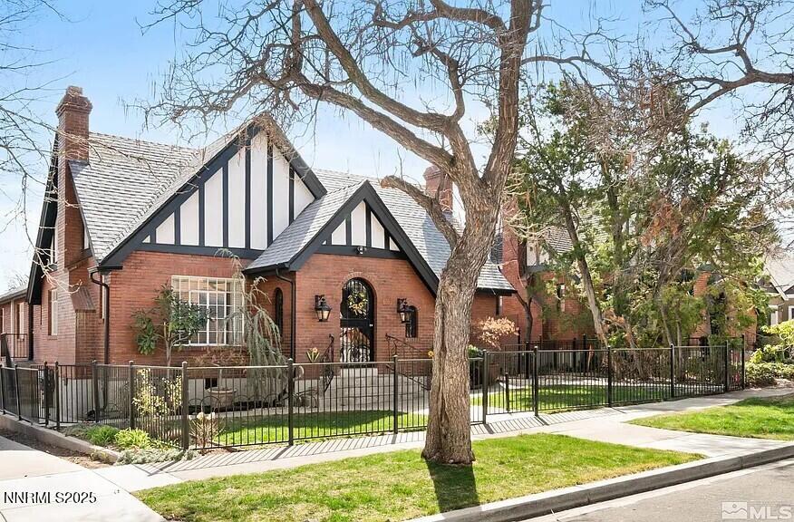 Primary Photo - 628 Marsh Ave