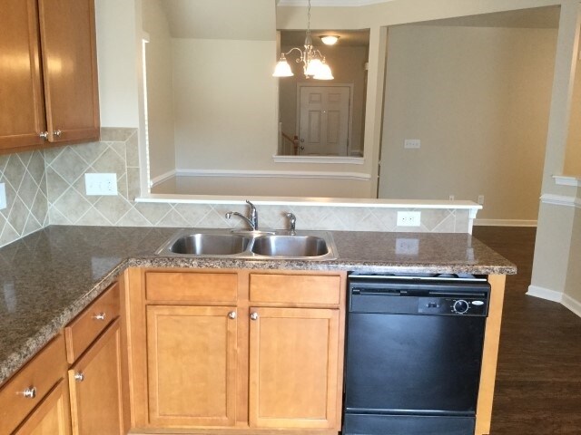 Building Photo - 8018 McKee Dr