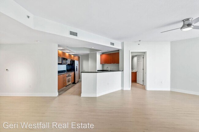 Building Photo - 2 br, 2 bath House - 231 Riverside Drive #406