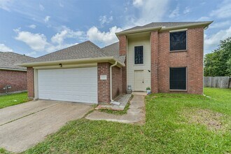 Building Photo - 7102 Calix Ln