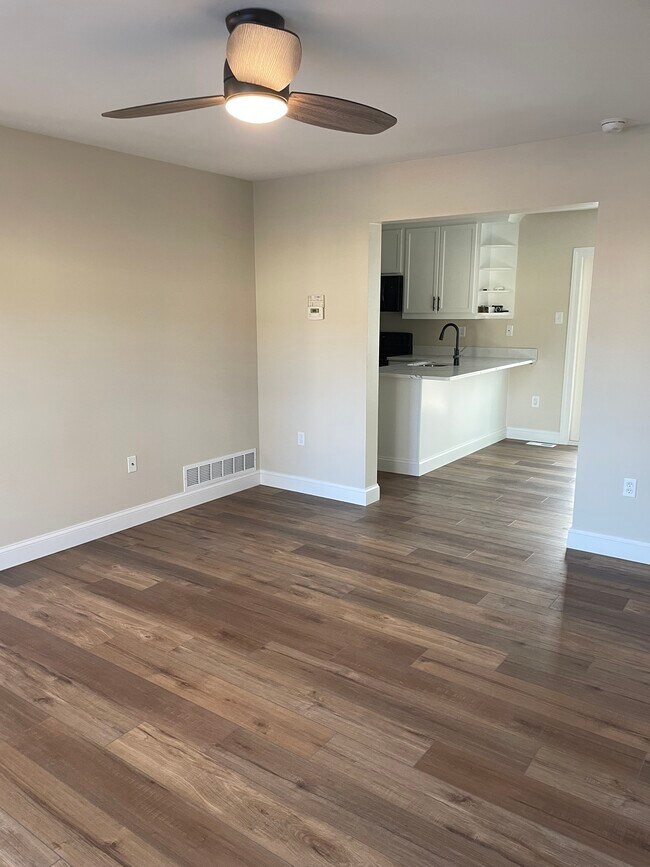 Foto del edificio - 186 Exton Rd