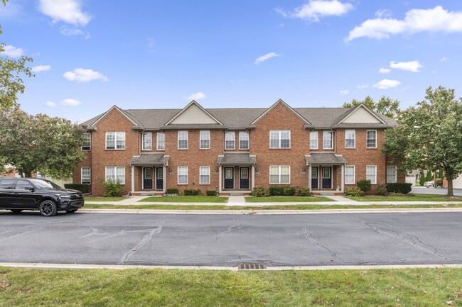 Foto del edificio - 13117 Turnberry Ct