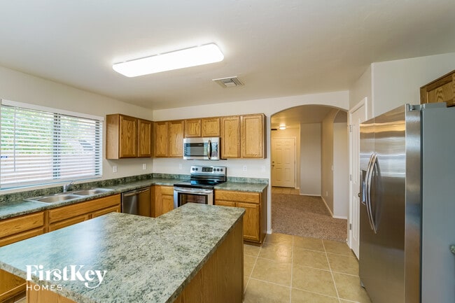 Foto del edificio - 2046 Silver Grass Pl