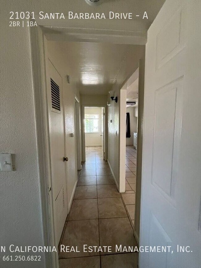 Building Photo - 21031 Santa Barbara Dr