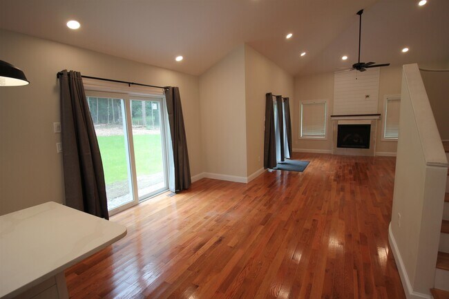 Building Photo - 39 Webber Rd