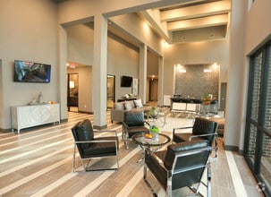Interior Photo - Oxford At Lake View