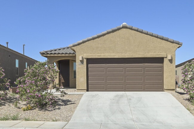 Building Photo - 334 S Willow Wick Dr