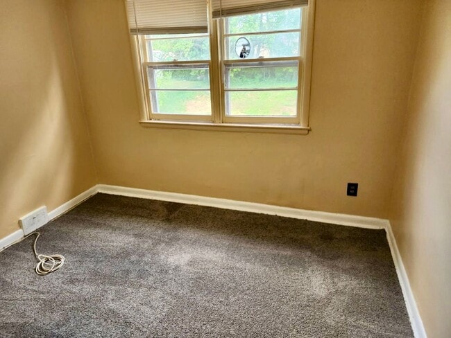 Photo - 109 Main St Apartment