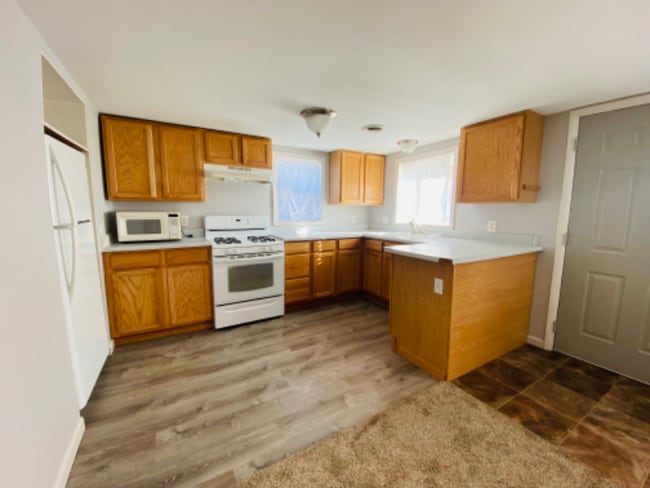 Building Photo - 733 Key City Dr