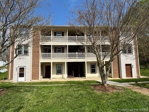 Building Photo - 310 Patriot Ln