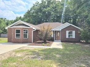 Building Photo - 6607 Woodbury Forest Dr
