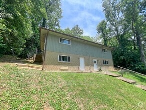 Building Photo - 133 W Ridgewood Ave