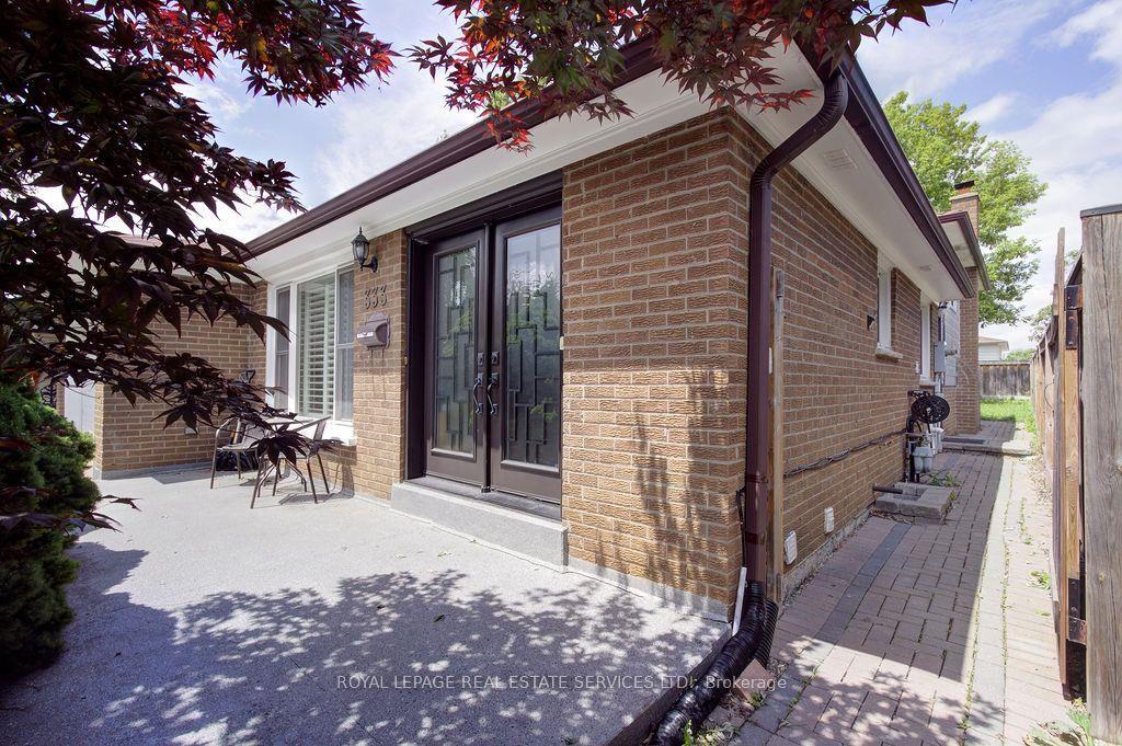 Primary Photo - 333 Louis Dr