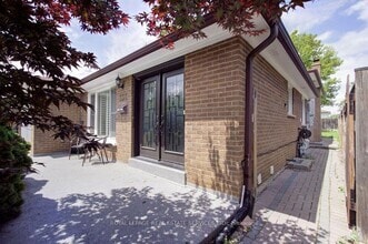Building Photo - 333 Louis Dr