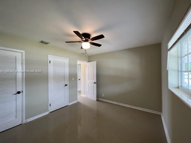 Foto del edificio - 946 Laurel Dr