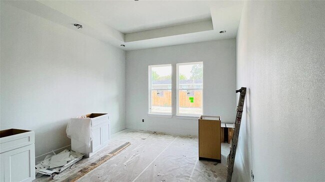 Building Photo - 9905 Excaliburs Ct