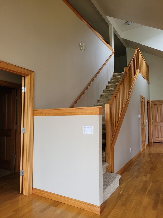 Building Photo - Stunning Home in Lynden with Great Amentities for Rent!