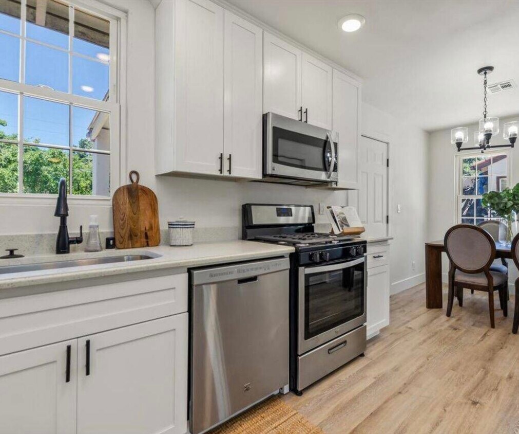 Foto principal - 1511 Oxford Way