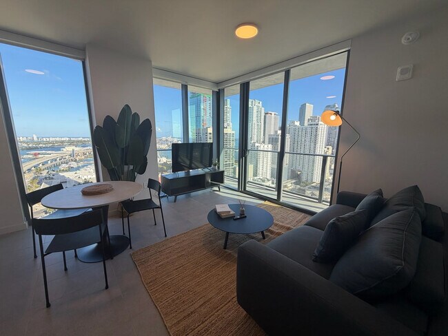 Foto del edificio - 501 NE 1st Ave