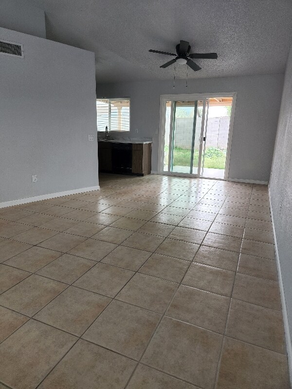 Foto del edificio - 3033 W Irma Ln