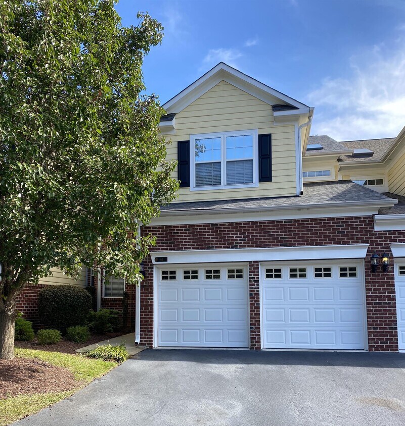 63 Hawk Ridge Dr, Spring Lake, NC 28390 House Rental in Spring Lake