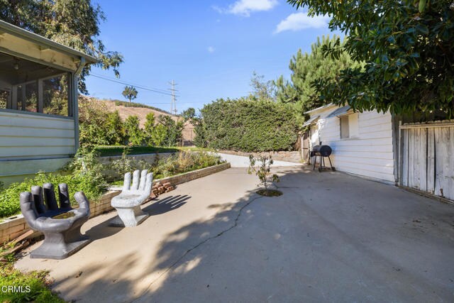 Foto del edificio - 11798 Kagel Canyon St