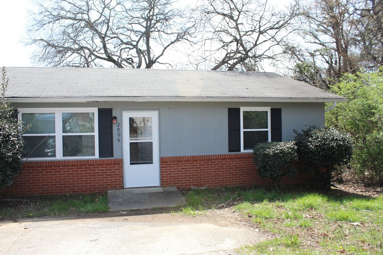 Primary Photo - Maryville 2-bedroom Duplex