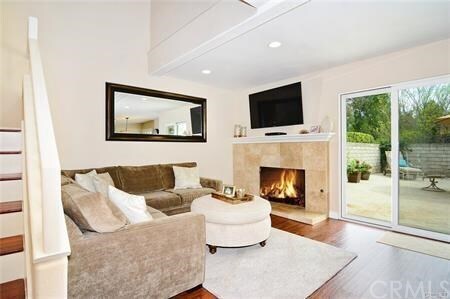 Building Photo - 29671 Strawberry Hill Dr