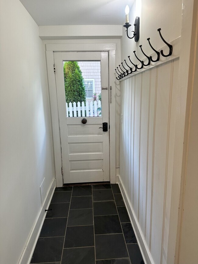 120 Campbell St, Geneva, IL 60134 House Rental in Geneva, IL