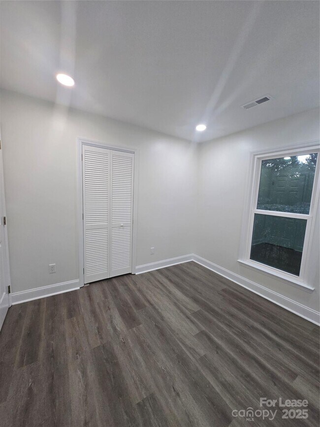 Foto del edificio - 10423 Queensmead Cir