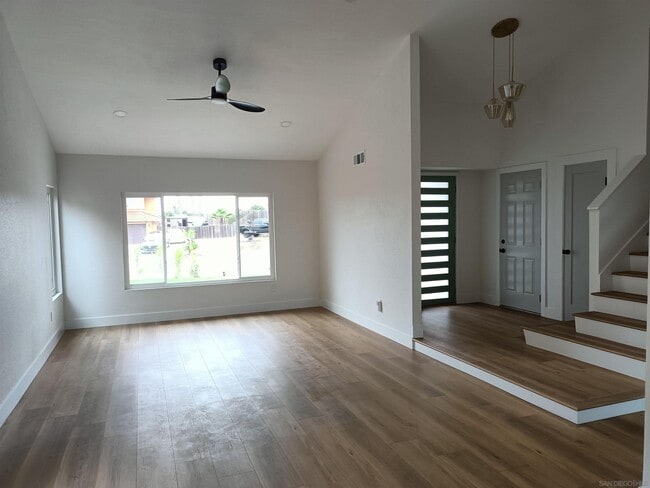 Foto del edificio - 662 E J St