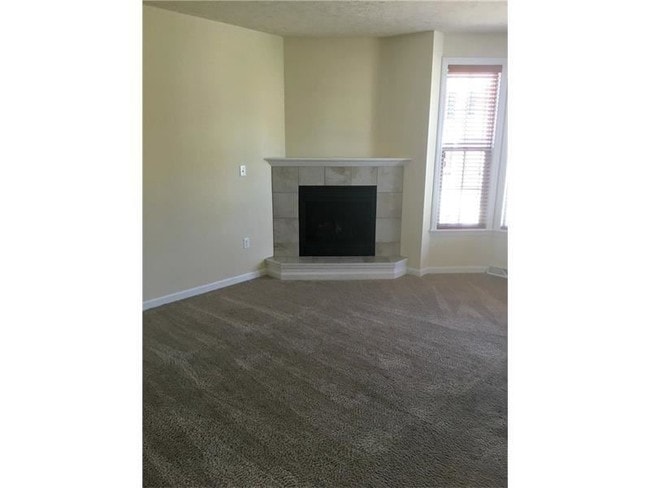 Building Photo - 10554 Timber Edge Dr