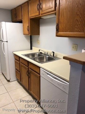 Building Photo - 2 br, 2 bath House - 921 S. Zeno Way #106
