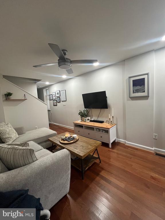 Foto del edificio - 1215 Cooksie St