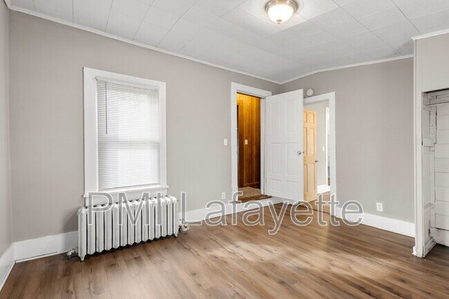 Foto del edificio - 1728 Charles St