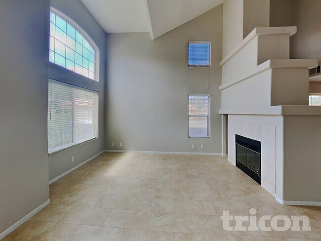 Foto del edificio - 5756 Dew Mist Ln