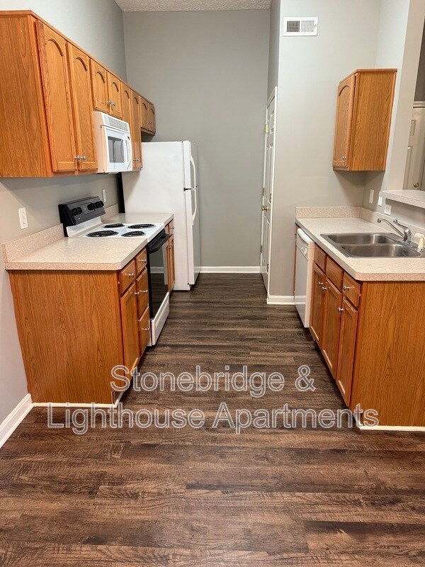 Building Photo - 1207 Lighthouse Cove