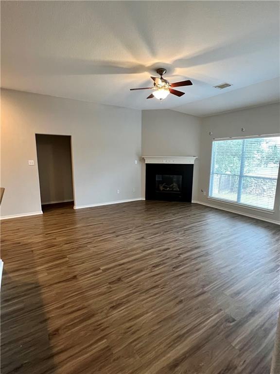 Building Photo - 2113 Village View Loop
