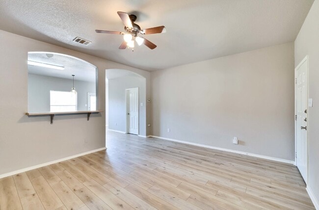 Building Photo - 11716 Channing Dr