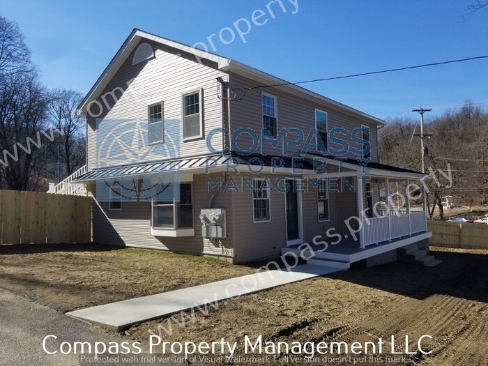 Primary Photo - $1895 - 3 Bed, 1.5 Bath 1st Floor Apartmen...