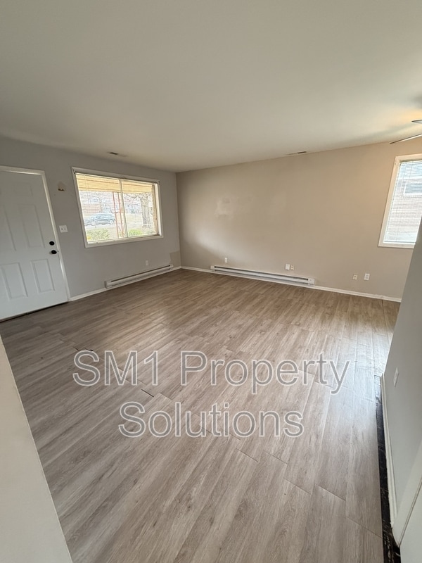 Foto del edificio - 2212 Willow Rd