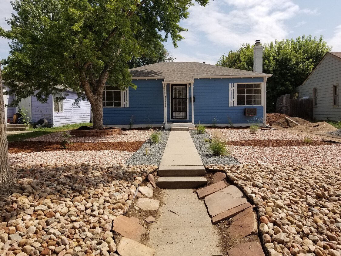 Primary Photo - 1344 Geneva St