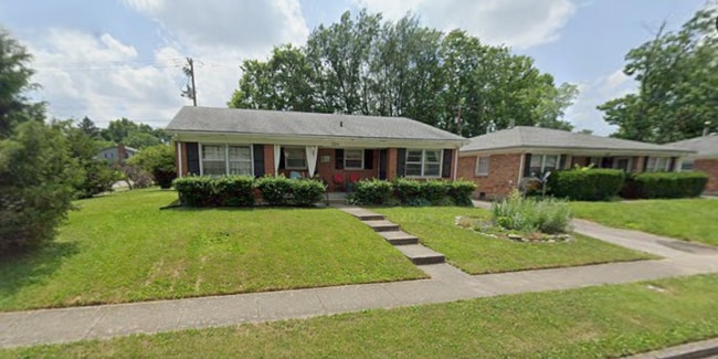 Building Photo - 2204 Winterberry Dr