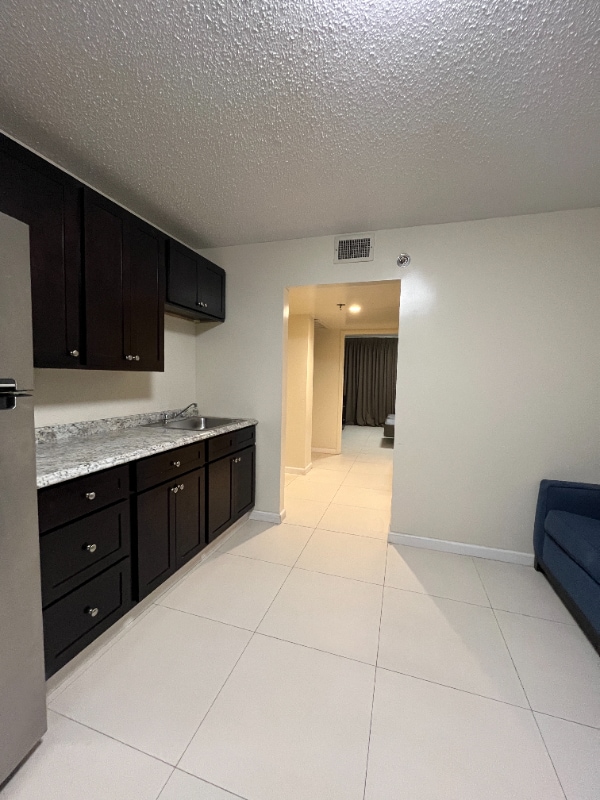 Photo - 2715 Cherry Rd Apartment