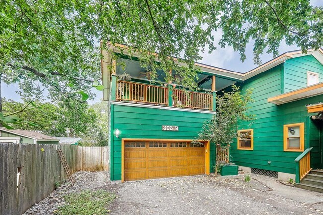 Foto del edificio - 303 Brentwood St