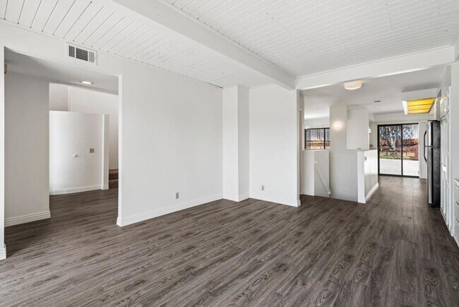 Foto del edificio - Hillside Hideaway in Thousand Oaks